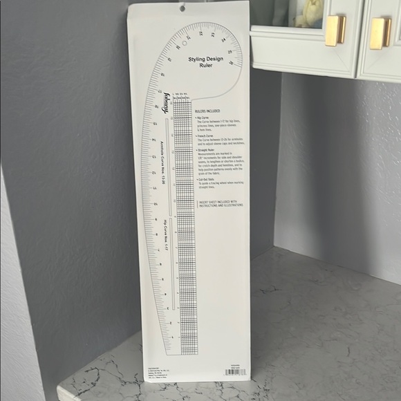 Savant Gray Styling Design Ruler - Picture 2 of 5